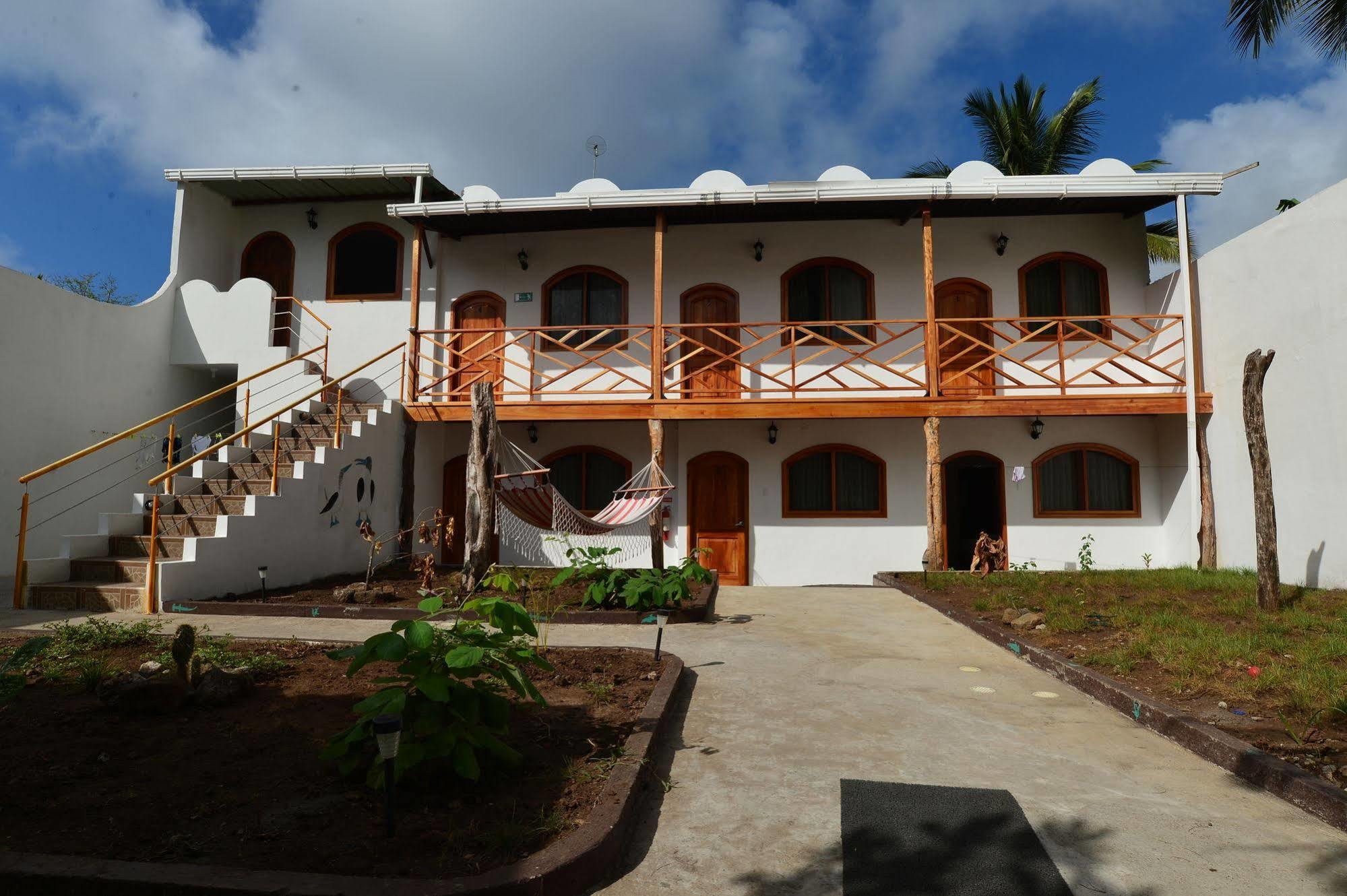 פורטו איורה Hostal White House Galapagos מראה חיצוני תמונה